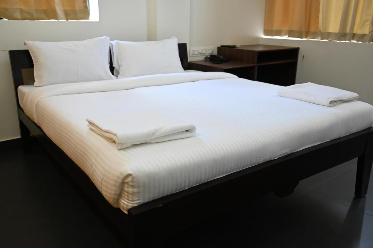 Resort De Goa Калангуте Екстериор снимка