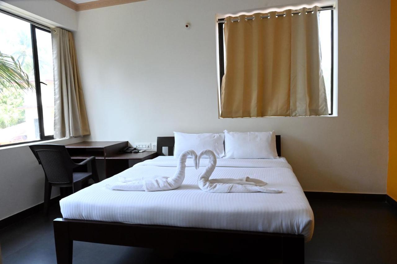 Resort De Goa Калангуте Екстериор снимка